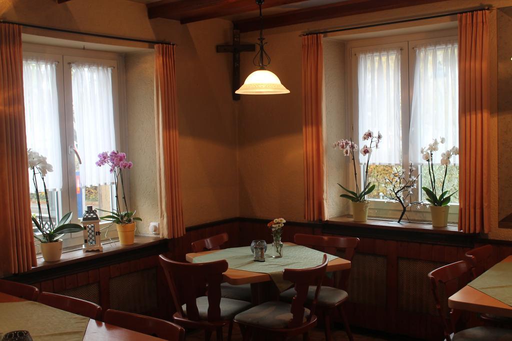 Gasthaus Zur Sonne Freiburg im Breisgau Dış mekan fotoğraf