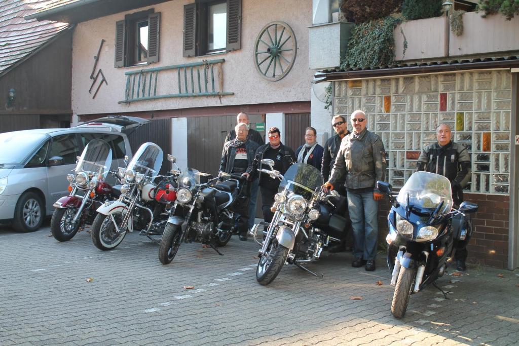 Gasthaus Zur Sonne Freiburg im Breisgau Dış mekan fotoğraf